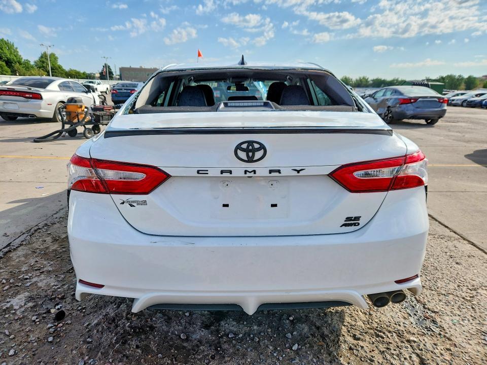 2020 TOYOTA CAMRY SE NIGHTSHADE — Фото 6 из 12