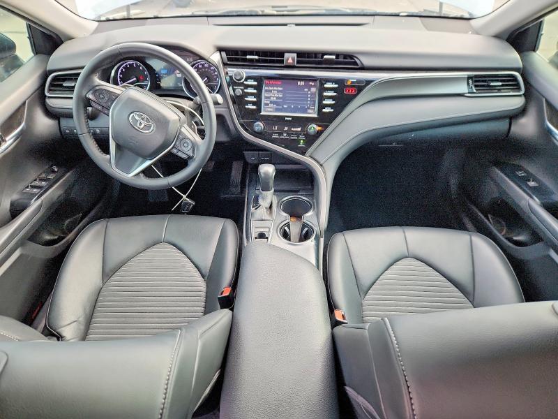 2020 TOYOTA CAMRY SE NIGHTSHADE — Фото 8 из 12