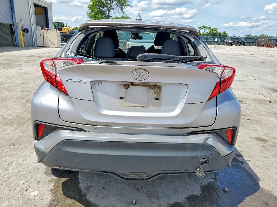 2020 TOYOTA CHR — Фото 6 из 13