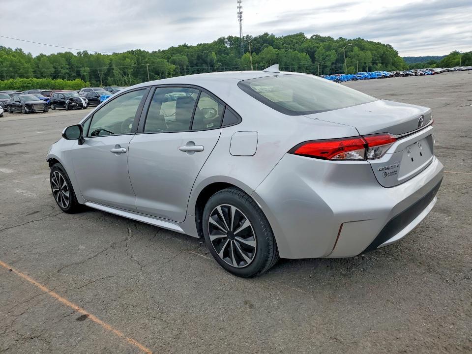 2020 TOYOTA COROLLA LE — Фото 2 из 12