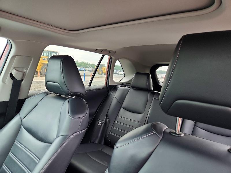2020 TOYOTA RAV4 LIMITED — Фото 10 из 13