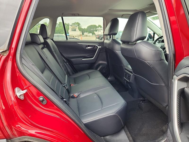 2020 TOYOTA RAV4 LIMITED — Фото 11 из 13