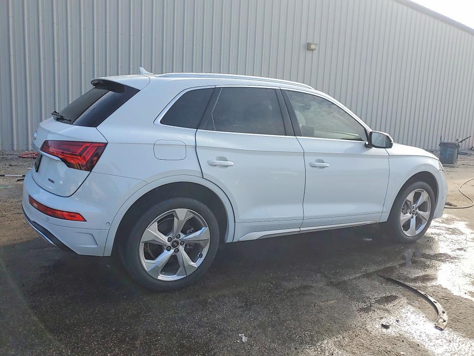 2021 AUDI Q5 PRESTIGE — Фото 3 из 13