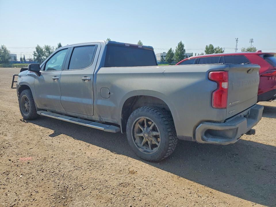 2021 CHEVROLET SILVERADO K1500 RST — Фото 2 из 13