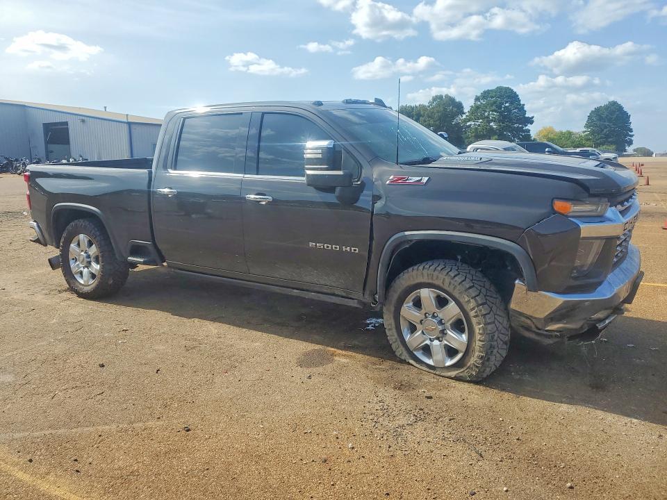 2021 CHEVROLET SILVERADO K2500 HEAVY DUTY LTZ — Фото 4 из 12