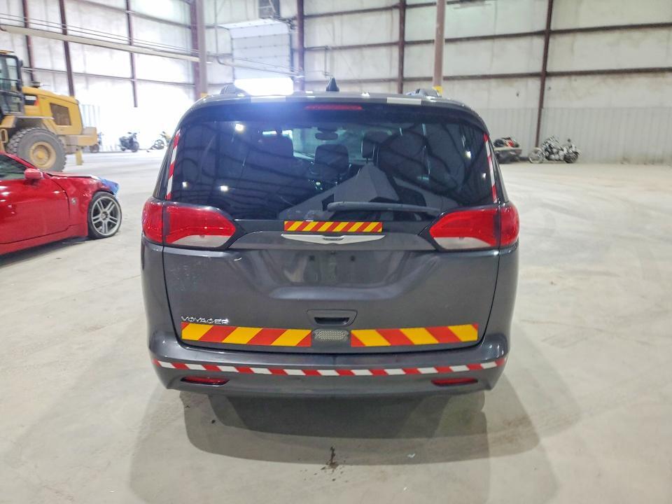 2021 CHRYSLER VOYAGER LXI — Фото 6 из 13