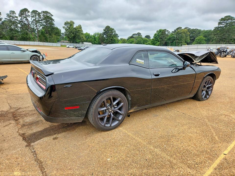 2021 DODGE CHALLENGER SXT — Фото 3 из 13