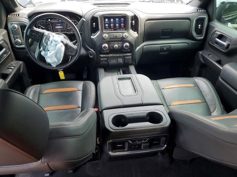 2021 GMC SIERRA K1500 AT4 — Фото 8 из 12