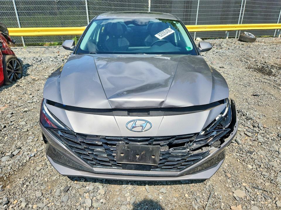 2021 HYUNDAI ELANTRA LIMITED — Фото 5 из 12