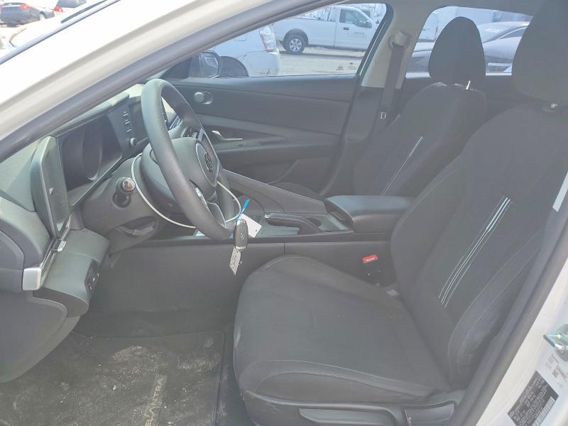 2021 HYUNDAI ELANTRA SEL — Фото 7 из 12