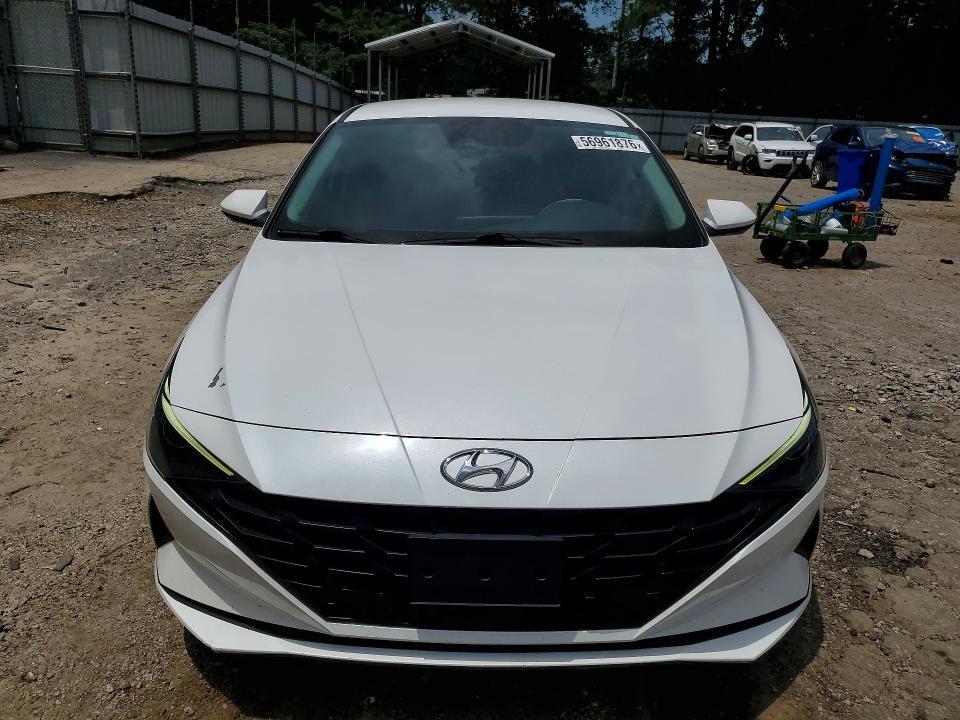 2021 HYUNDAI ELANTRA SE — Фото 5 из 12