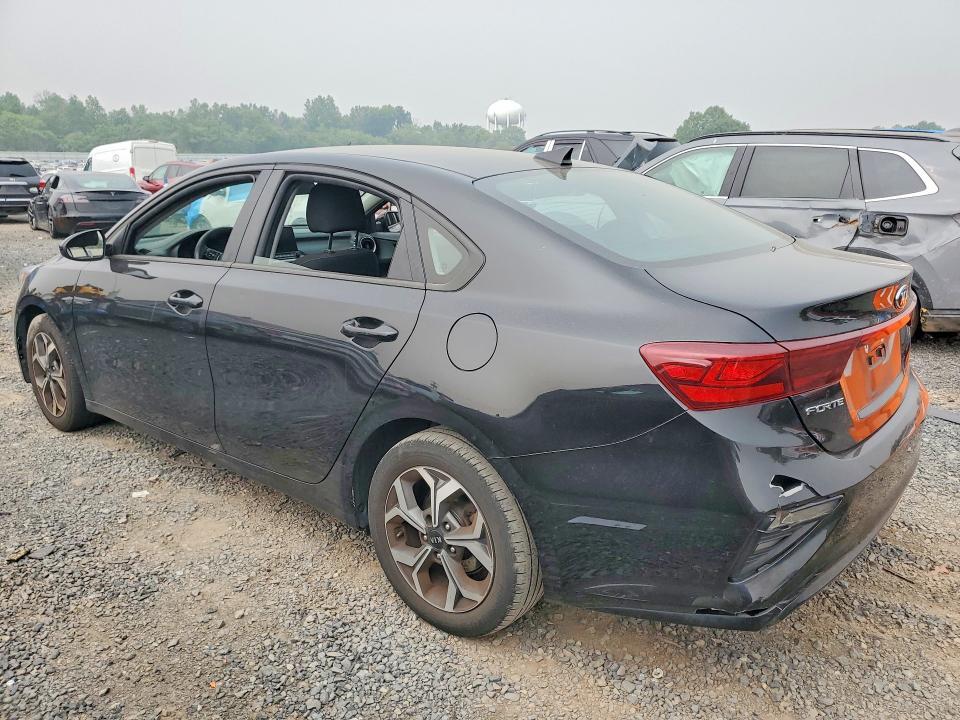 2021 KIA FORTE LXS — Фото 2 из 12
