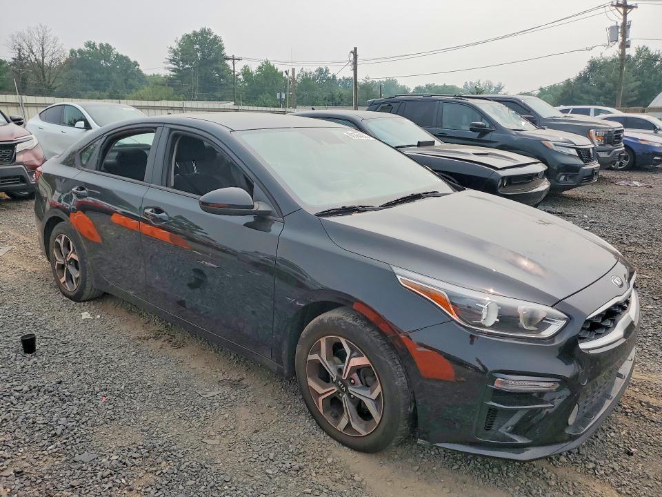 2021 KIA FORTE LXS — Фото 4 из 12