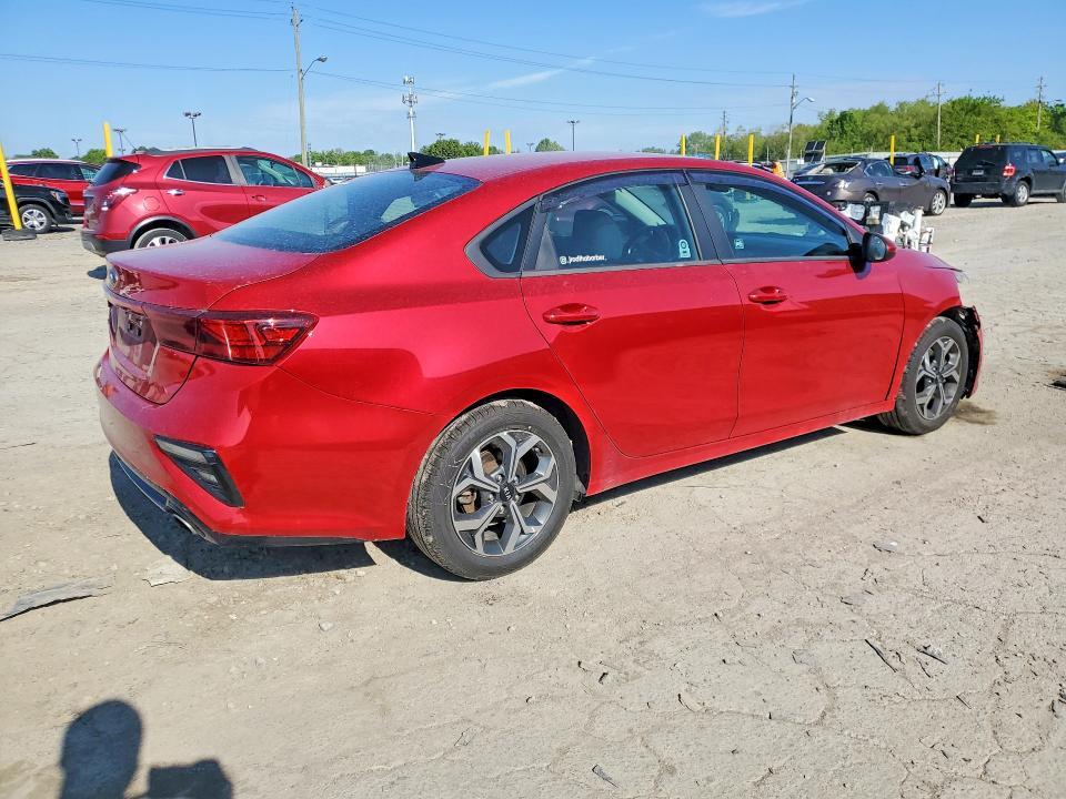 2021 KIA FORTE LXS — Фото 3 из 12