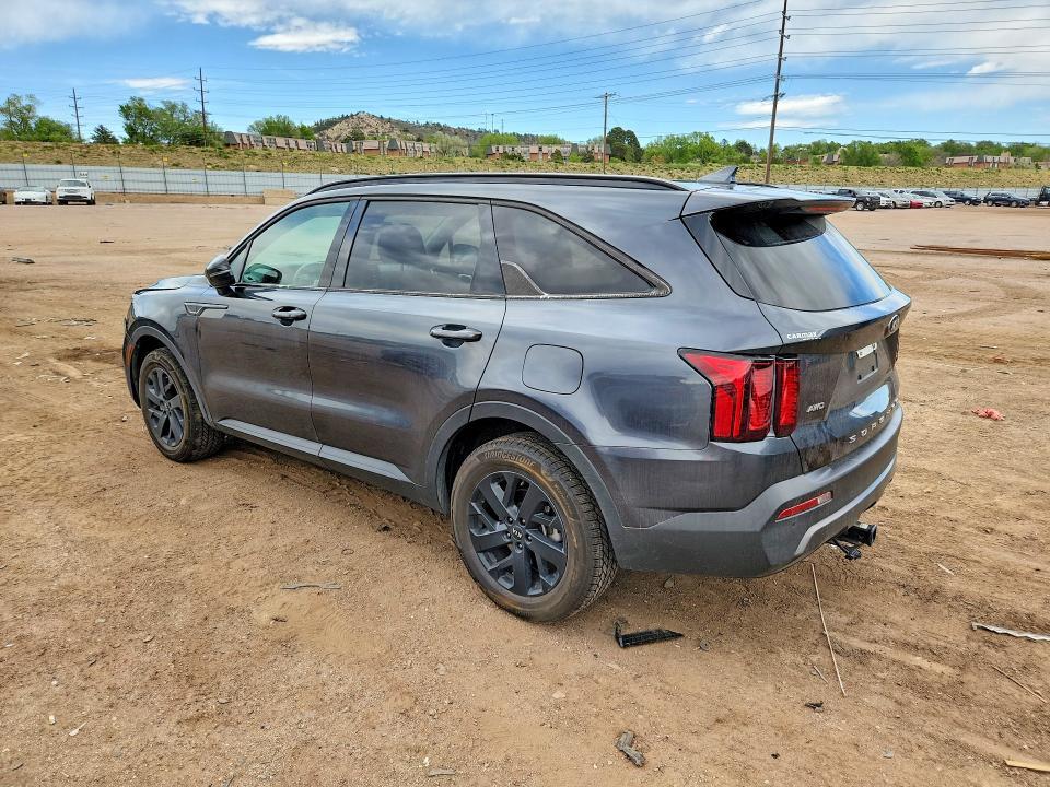 2021 KIA SORENTO S — Фото 2 из 13