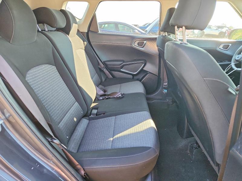 2021 KIA SOUL S — Фото 10 из 13