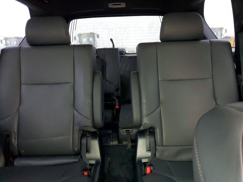 2021 LEXUS GX 460 PREMIUM — Фото 10 из 13