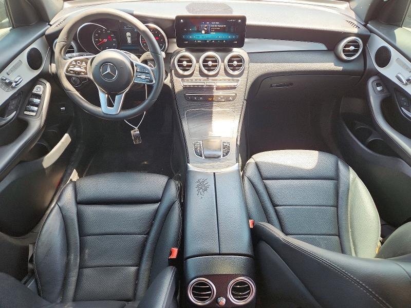 2021 MERCEDES-BENZ GLC 300 — Фото 8 из 12
