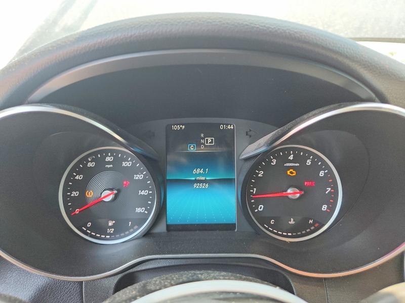 2021 MERCEDES-BENZ GLC 300 — Фото 9 из 12