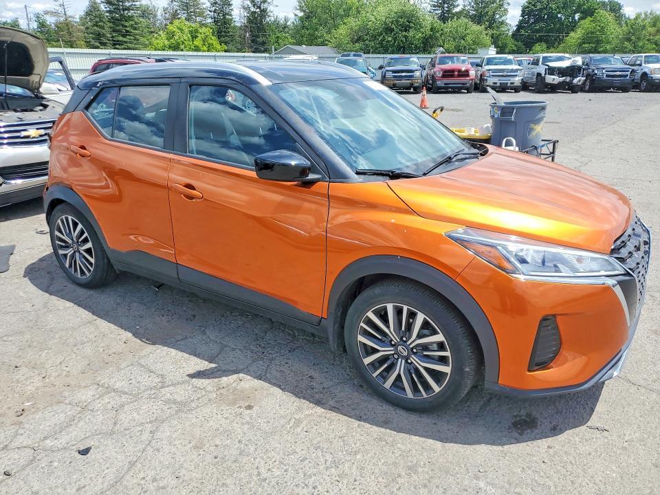 2021 NISSAN KICKS SV — Фото 4 из 13