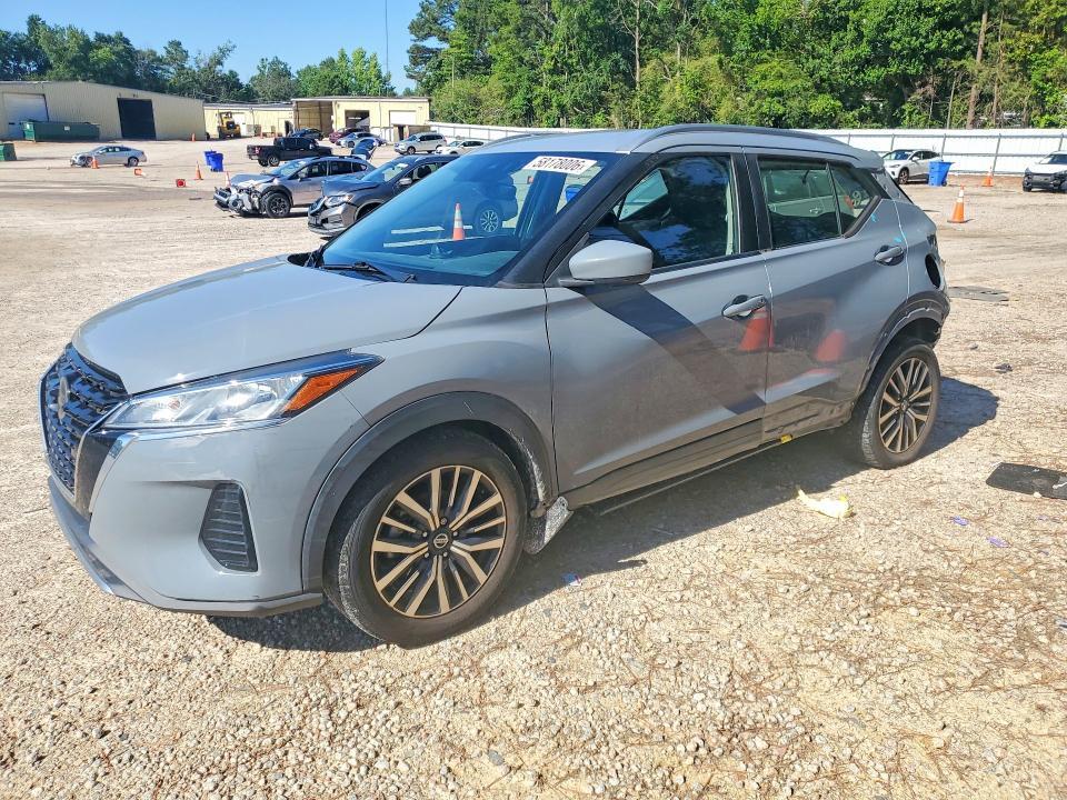 2021 NISSAN KICKS SV