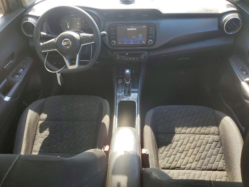 2021 NISSAN KICKS SV — Фото 8 из 13