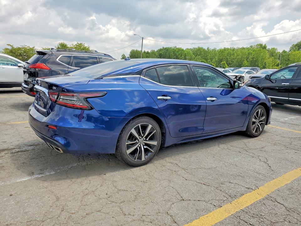 2021 NISSAN MAXIMA SV — Фото 3 из 12
