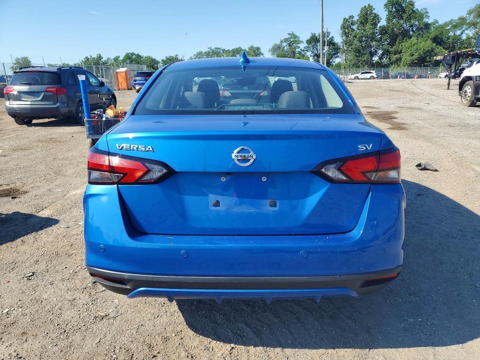 2021 NISSAN VERSA SV — Фото 6 из 12