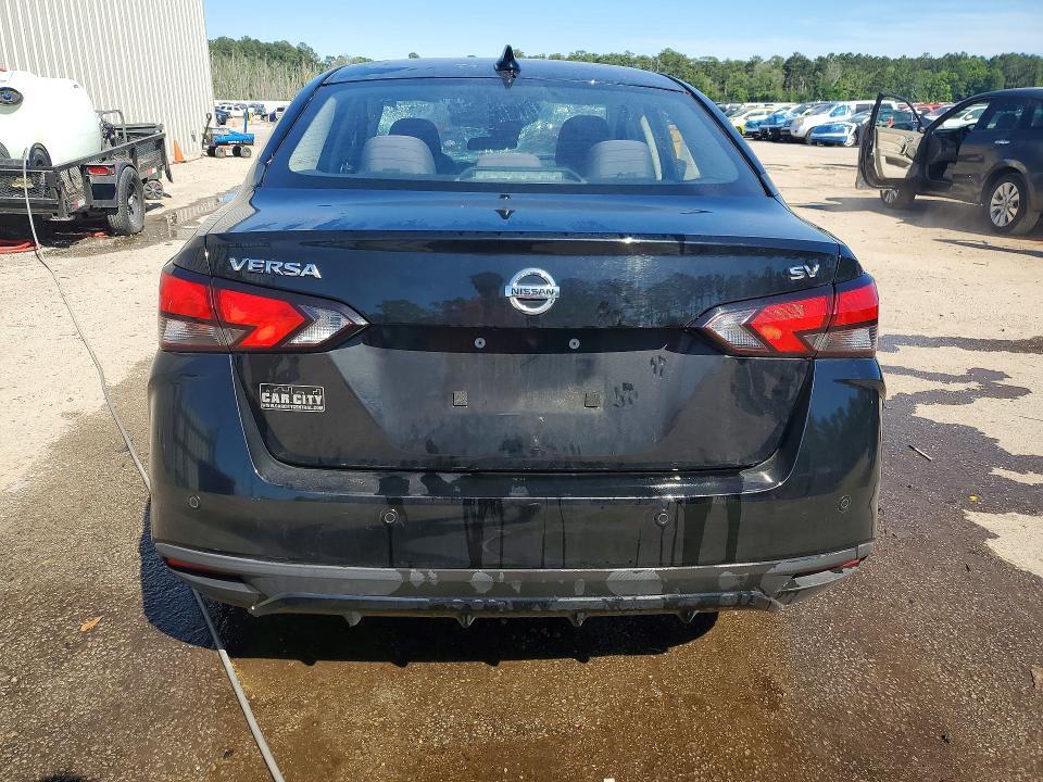 2021 NISSAN VERSA SV — Фото 6 из 12