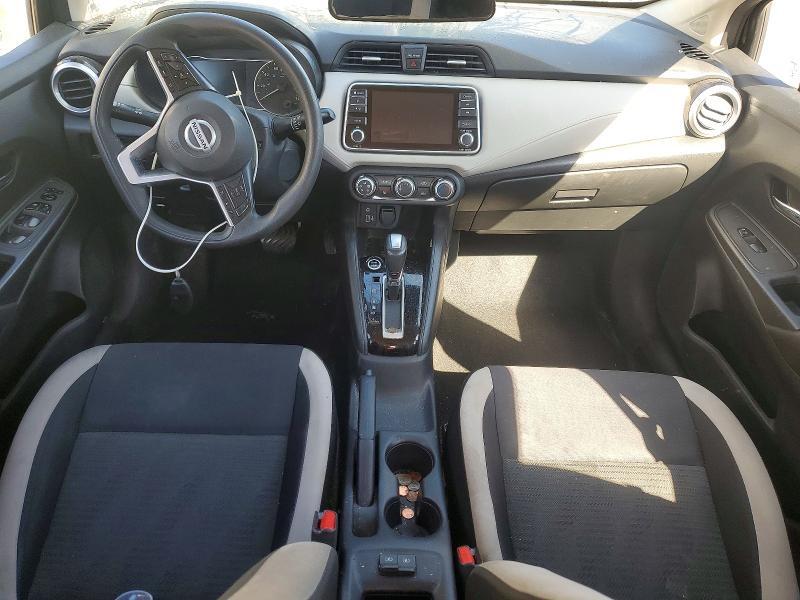 2021 NISSAN VERSA SV — Фото 8 из 12