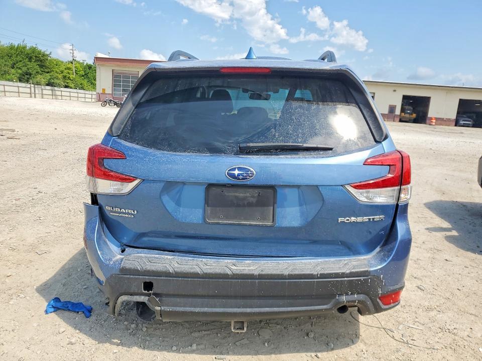 2021 SUBARU FORESTER PREMIUM — Фото 6 из 13