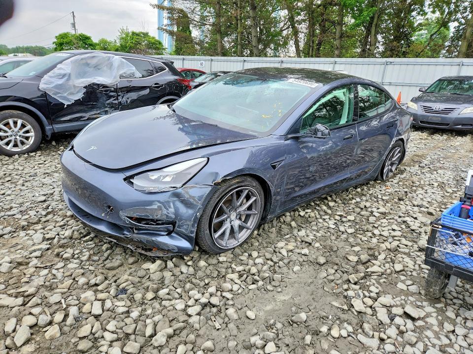 2021 TESLA MODEL 3