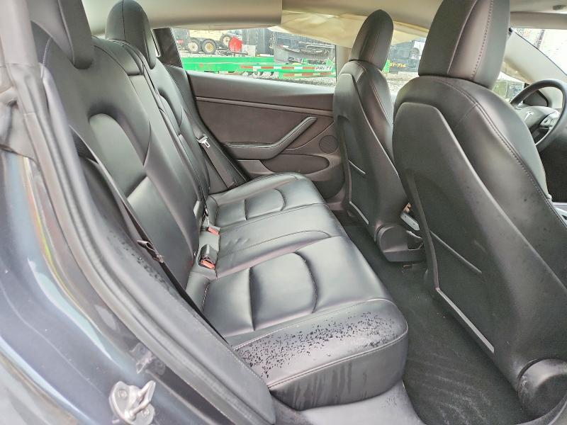 2021 TESLA MODEL 3 — Фото 10 из 12