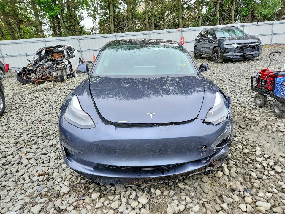 2021 TESLA MODEL 3 — Фото 5 из 12