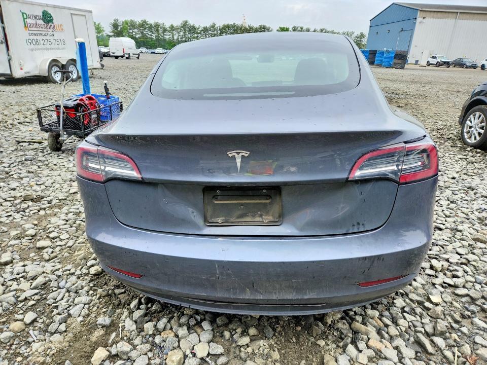 2021 TESLA MODEL 3 — Фото 6 из 12