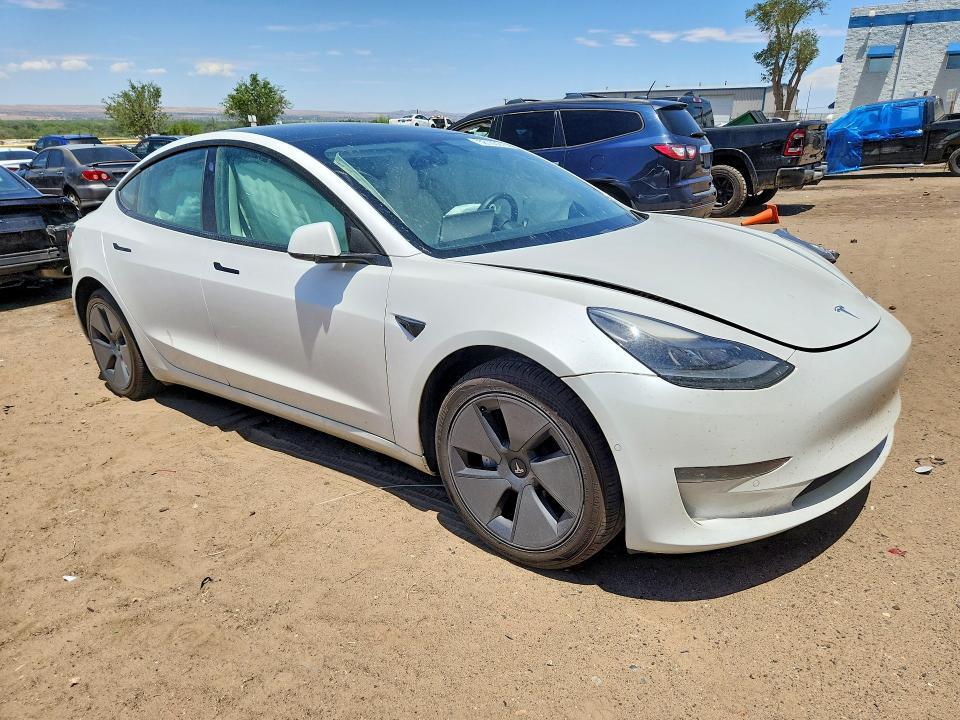 2021 TESLA MODEL 3 — Фото 4 из 12