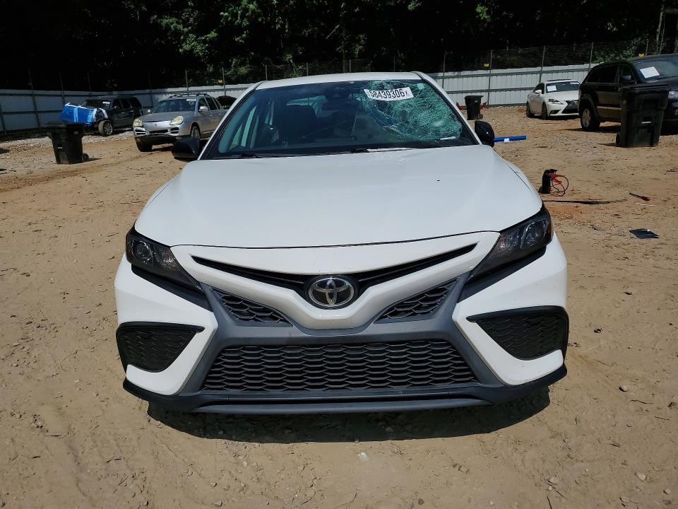 2021 TOYOTA CAMRY SE — Фото 5 из 12