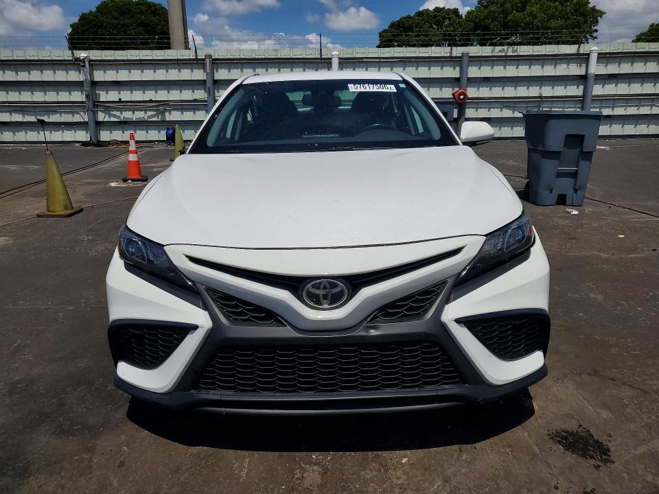 4T1T11AK8MU564909 2021 TOYOTA CAMRY photo no. 5