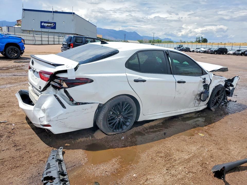 2021 TOYOTA CAMRY SE NIGHTSHADE — Фото 3 из 11