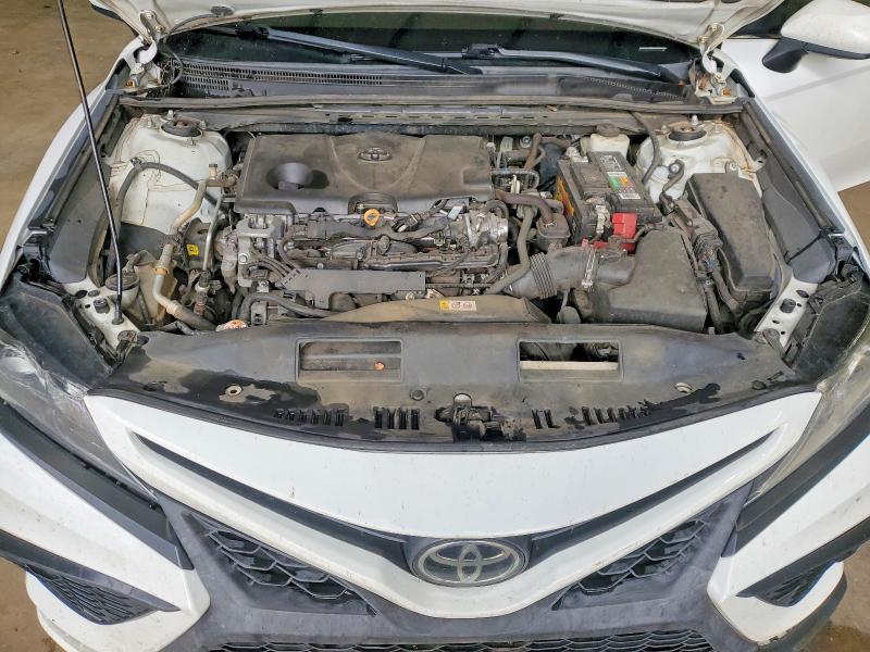 2021 TOYOTA CAMRY SE — Фото 11 из 12