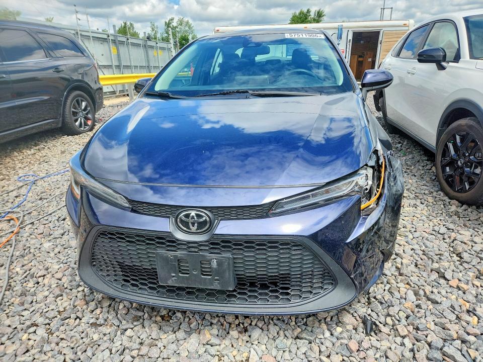 2021 TOYOTA COROLLA LE — Фото 5 из 13