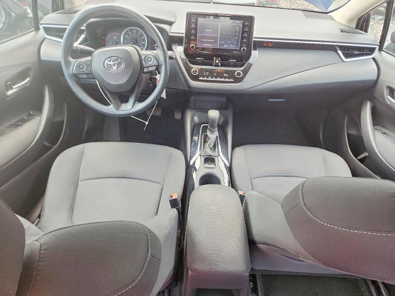 2021 TOYOTA COROLLA LE — Фото 8 из 13