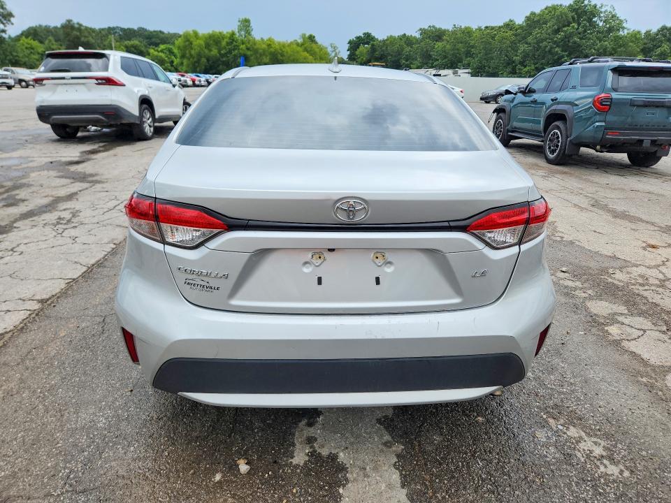 2021 TOYOTA COROLLA LE — Фото 6 из 13