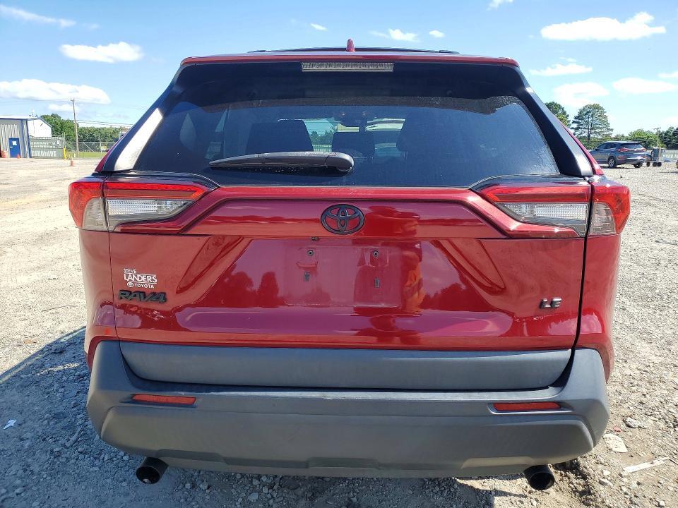 2021 TOYOTA RAV4 LE — Фото 6 из 13
