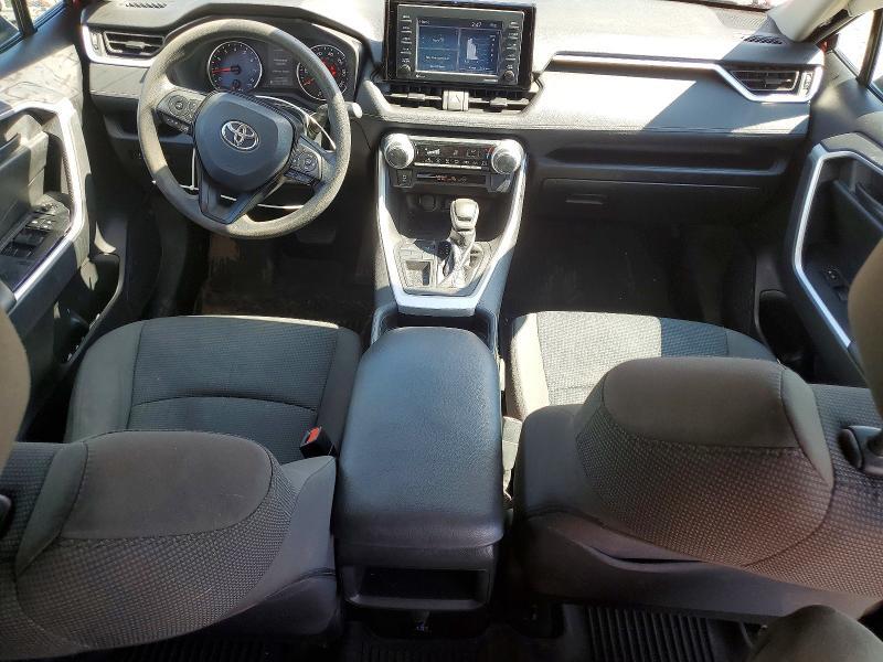 2021 TOYOTA RAV4 LE — Фото 8 из 13