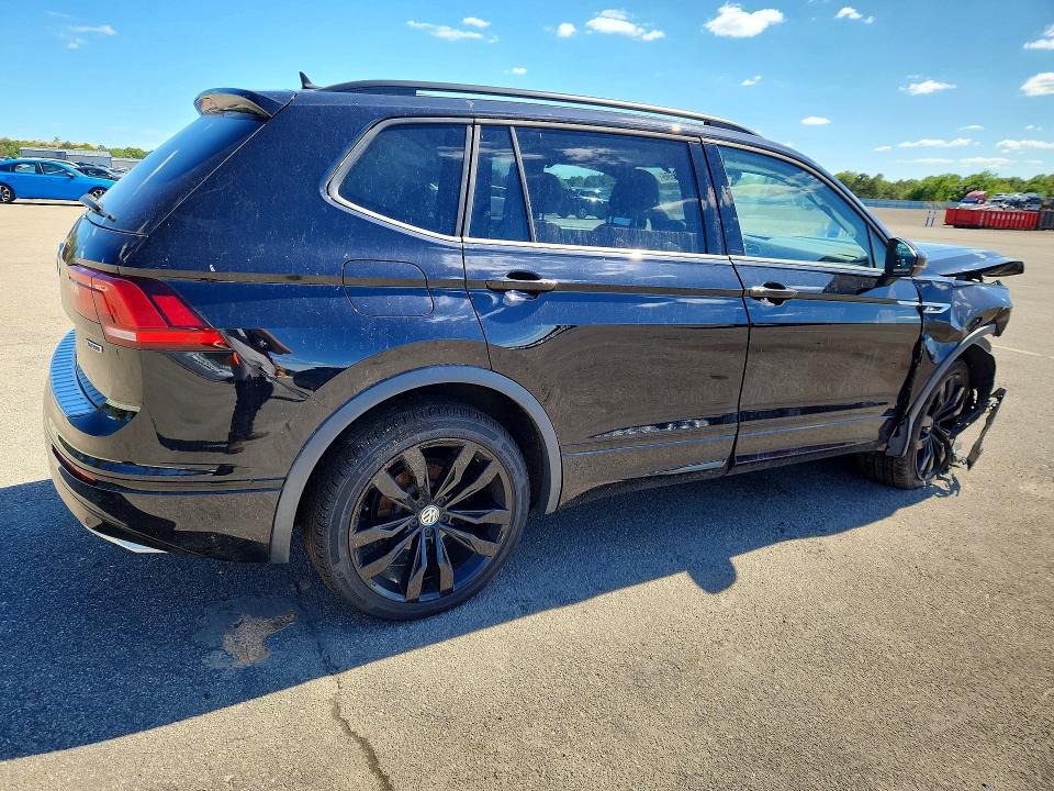 2021 VOLKSWAGEN TIGUAN SE — Фото 3 из 13