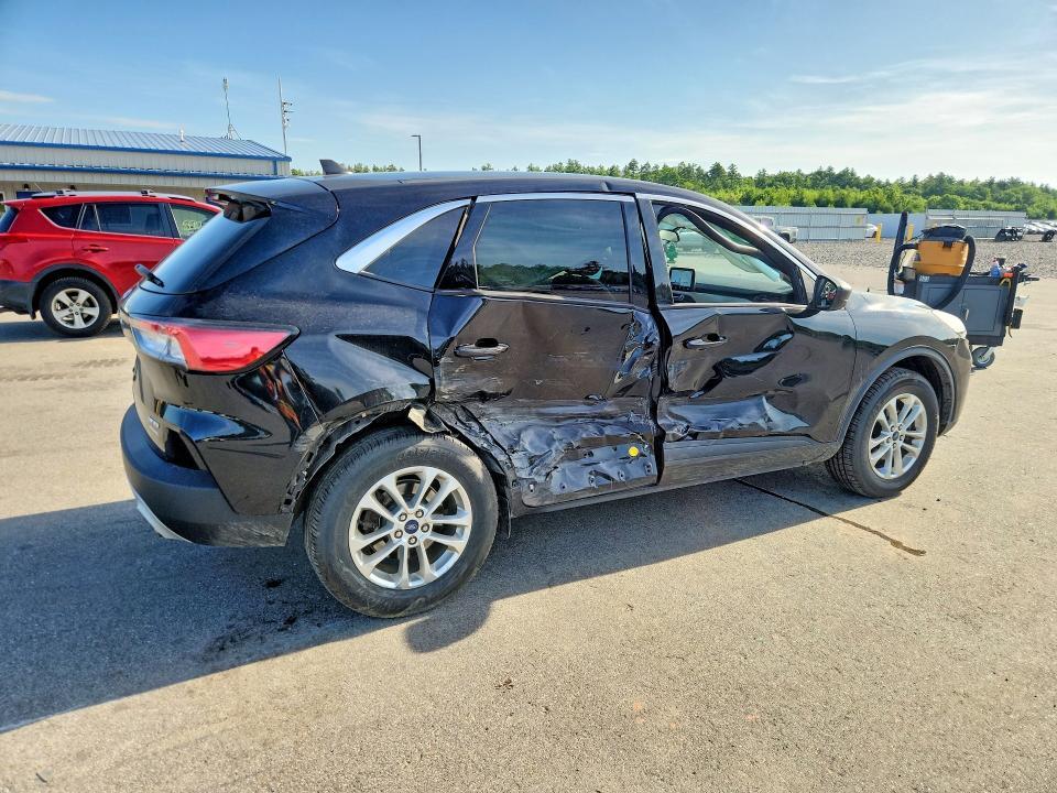 2022 FORD ESCAPE SE — Фото 3 из 13