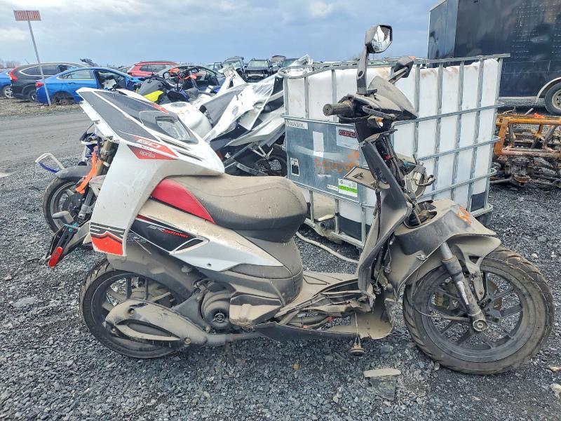 2022 APRILIA SR MOTARD ZD4C506B3N4002739
