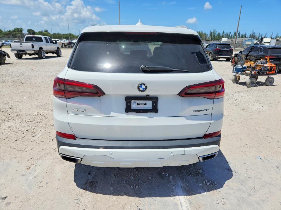 2022 BMW X5 SDRIVE 40I — Фото 6 из 13