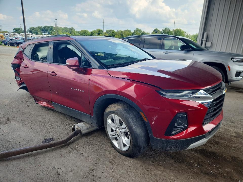 2022 CHEVROLET BLAZER 2LT — Фото 4 из 14